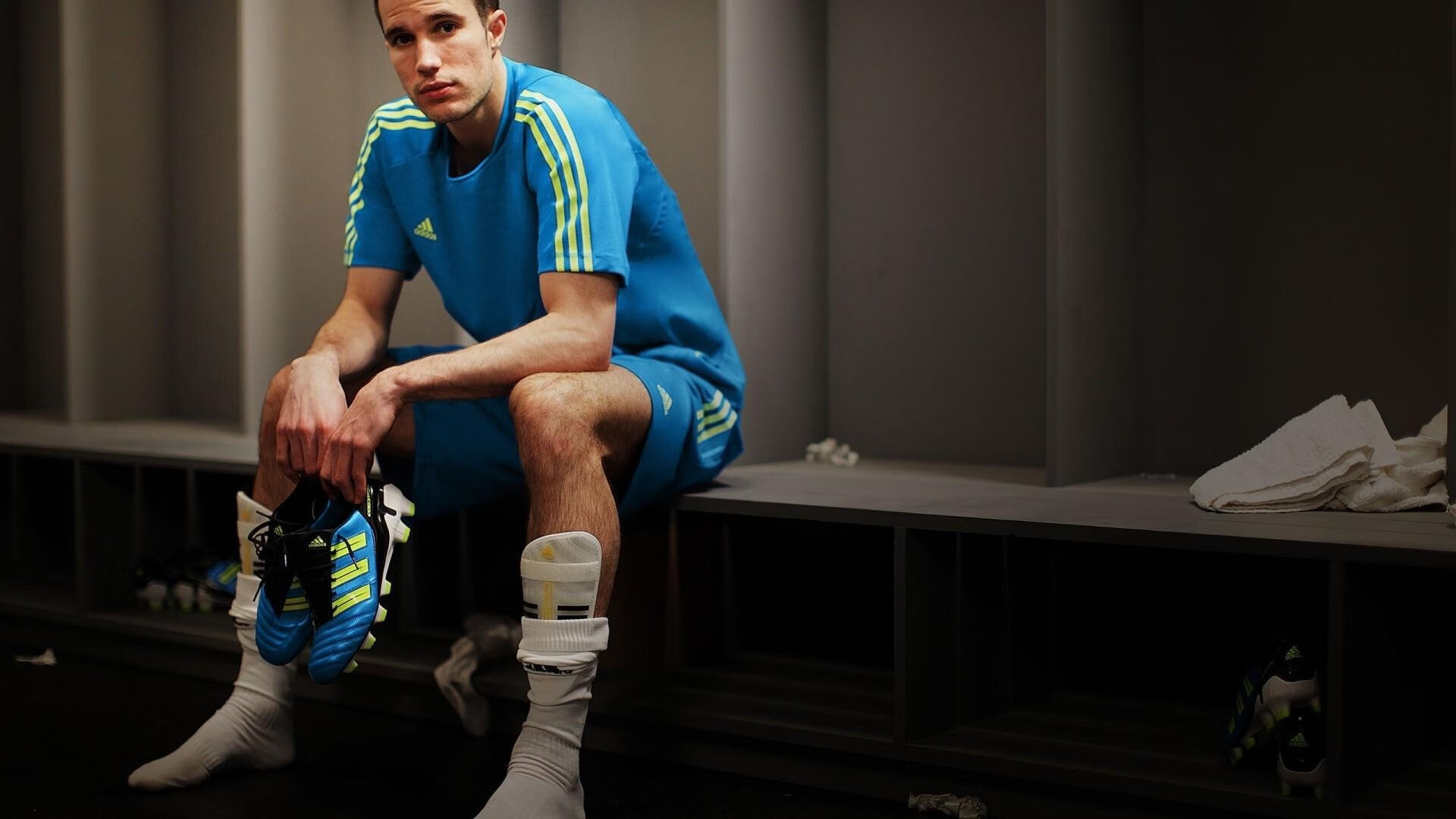 神级扑救！曼联门将让武磊颗粒无收，赛后获全场最佳，曼联门将神扑零封武磊，荣膺全场最佳